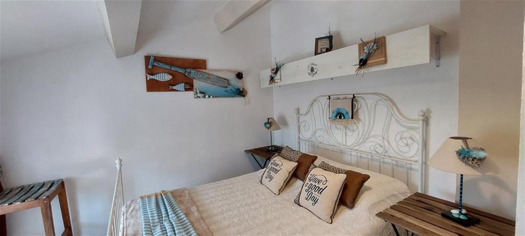 Villa T3 A 10' De Cassis - Piscine Privee Et Cuisine D'Ete Exterieure Carnoux-en-Provence Εξωτερικό φωτογραφία